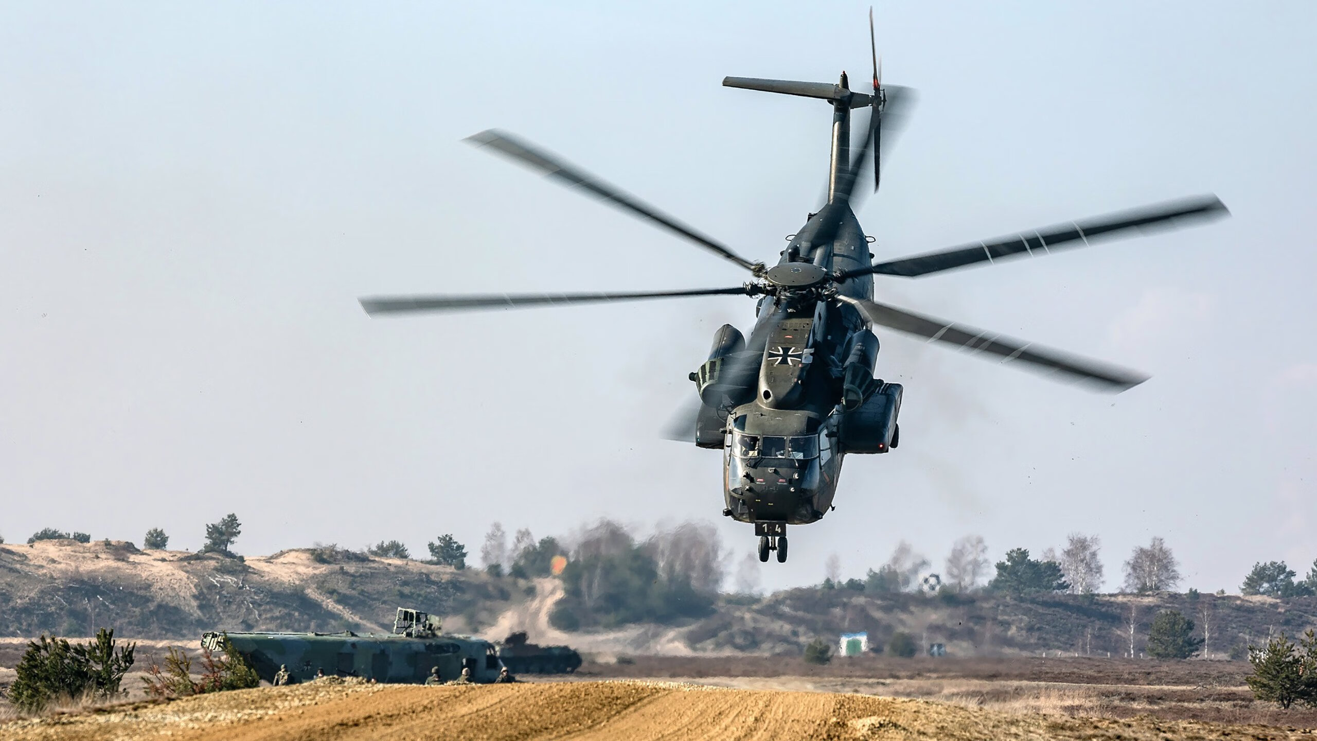 _魔术队奋勇争先,冲击季后赛席位_,魔术队成员名单