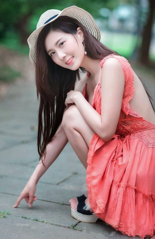 开云官方-“战术较量：车队背后的智谋博弈”，车队阵型